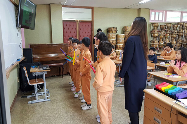 2016.03.25 스마트하모니 초등학교 방문 평가.jpg